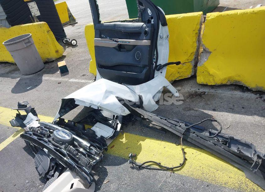 Photo 11 of 2023 Ford Expedition LIMITED (VIN 1FMJU1K81PEA15276)