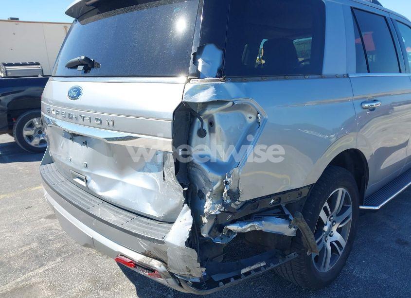 Photo 6 of 2023 Ford Expedition LIMITED (VIN 1FMJU1K82PEA50909)
