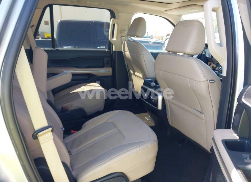 Photo 8 of 2023 Ford Expedition LIMITED (VIN 1FMJU1K82PEA50909)