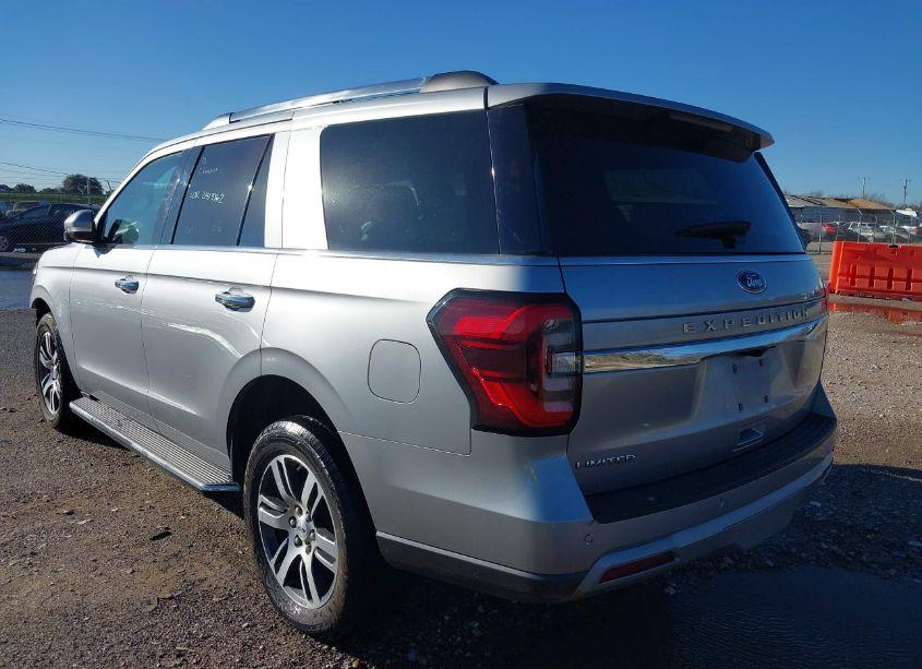 Photo 3 of 2023 Ford Expedition LIMITED (VIN 1FMJU1K83PEA59330)