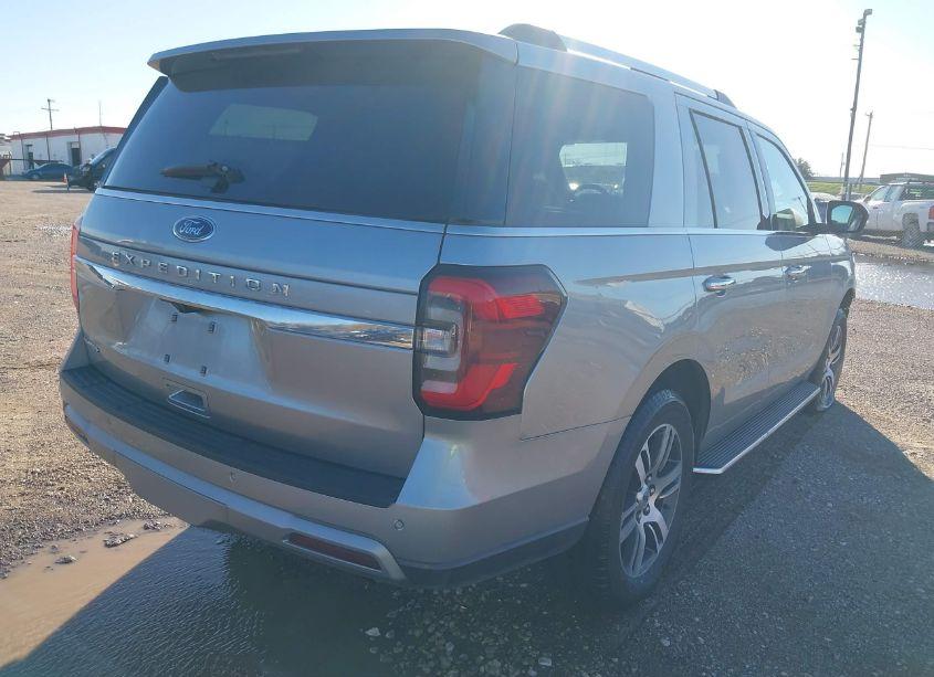 Photo 4 of 2023 Ford Expedition LIMITED (VIN 1FMJU1K83PEA59330)