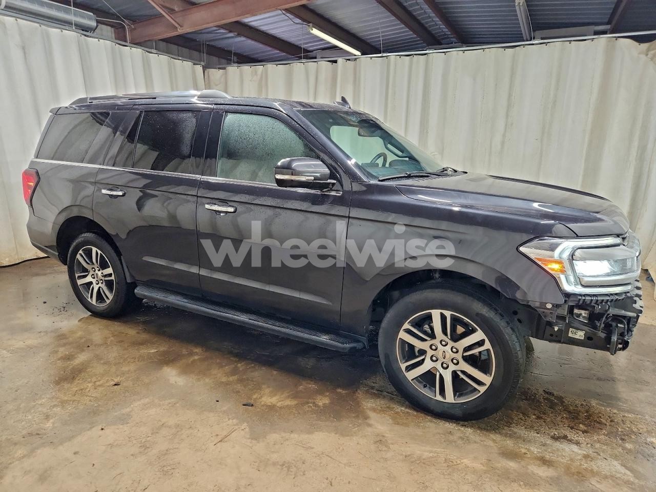 Photo 4 of 2024 FORD EXPEDITION LIMITED (VIN 1FMJU1K83REA62327)