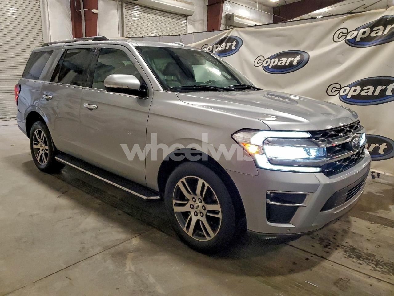 Photo 4 of 2023 FORD EXPEDITION LIMITED N/A (VIN 1FMJU1K86PEA59435)