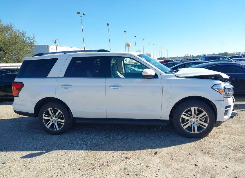 Photo 14 of 2024 Ford Expedition LIMITED (VIN 1FMJU1K86REA59325)
