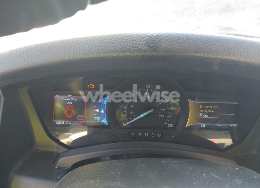 Photo 7 of 2015 Ford Expedition LIMITED (VIN 1FMJU1KT0FEF01497)