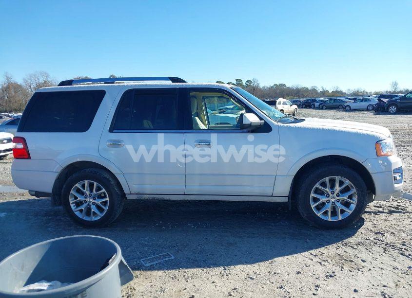 Photo 13 of 2017 Ford Expedition LIMITED (VIN 1FMJU1KT0HEA25142)