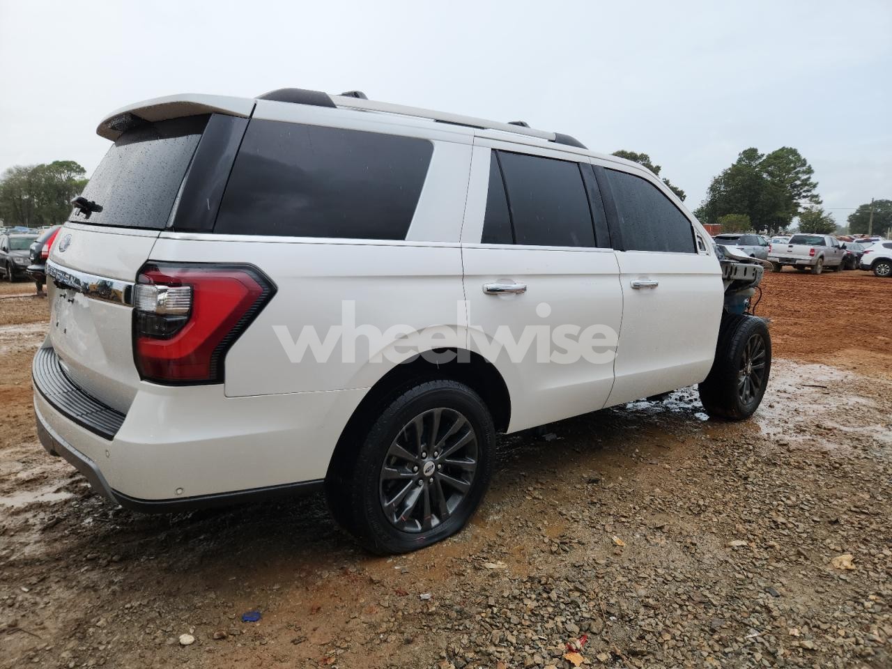 Photo 3 of 2019 FORD EXPEDITION LIMITED (VIN 1FMJU1KT0KEA69228)