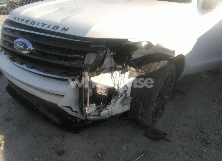 Photo 6 of 2021 Ford Expedition LIMITED (VIN 1FMJU1KT0MEA57485)