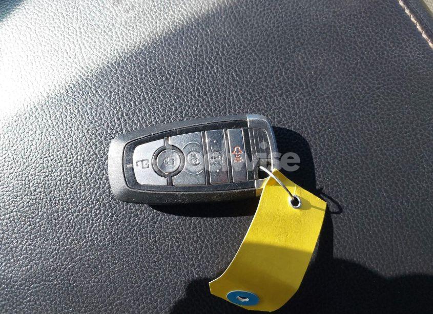 Photo 11 of 2019 Ford Expedition LIMITED (VIN 1FMJU1KT1KEA22256)