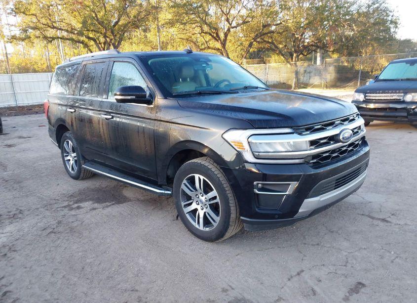 2022 Ford Expedition LIMITED (VIN 1FMJU1KT1NEA67153) main photo