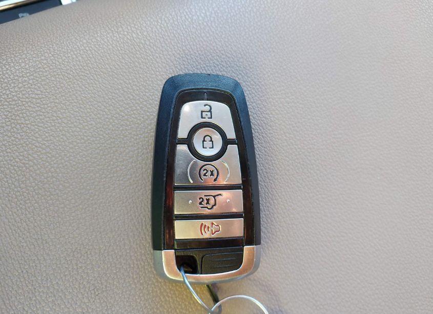 Photo 11 of 2022 Ford Expedition LIMITED (VIN 1FMJU1KT1NEA67153)