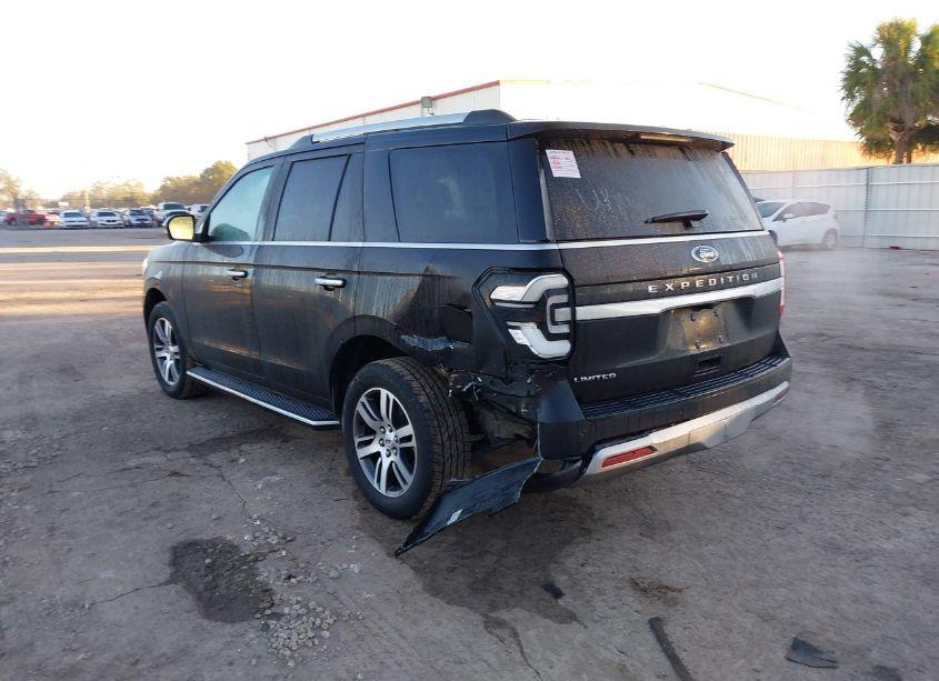 Photo 3 of 2022 Ford Expedition LIMITED (VIN 1FMJU1KT1NEA67153)