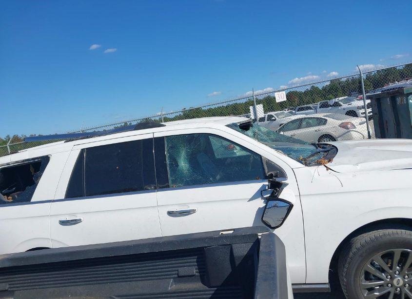 Photo 13 of 2021 Ford Expedition LIMITED (VIN 1FMJU1KT2MEA26481)