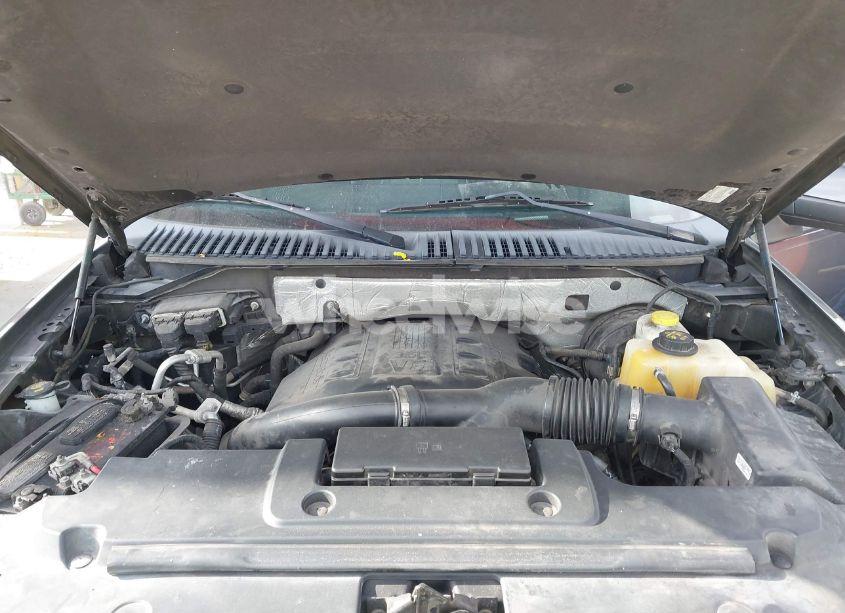 Photo 10 of 2016 Ford Expedition LIMITED (VIN 1FMJU1KT3GEF32969)