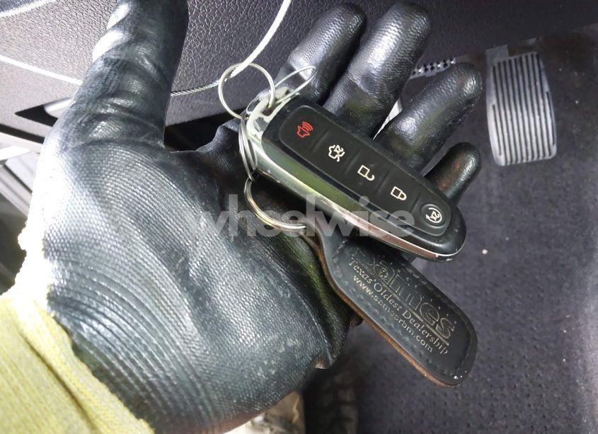 Photo 11 of 2016 Ford Expedition LIMITED (VIN 1FMJU1KT3GEF32969)