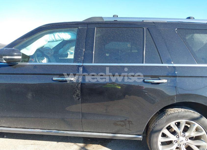Photo 14 of 2019 Ford Expedition LIMITED (VIN 1FMJU1KT3KEA13543)
