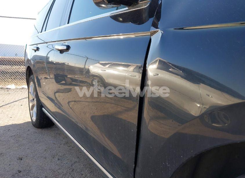 Photo 6 of 2019 Ford Expedition LIMITED (VIN 1FMJU1KT3KEA13543)