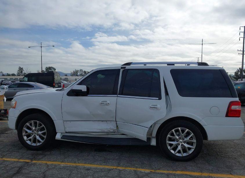 Photo 15 of 2017 Ford Expedition LIMITED (VIN 1FMJU1KT4HEA52490)