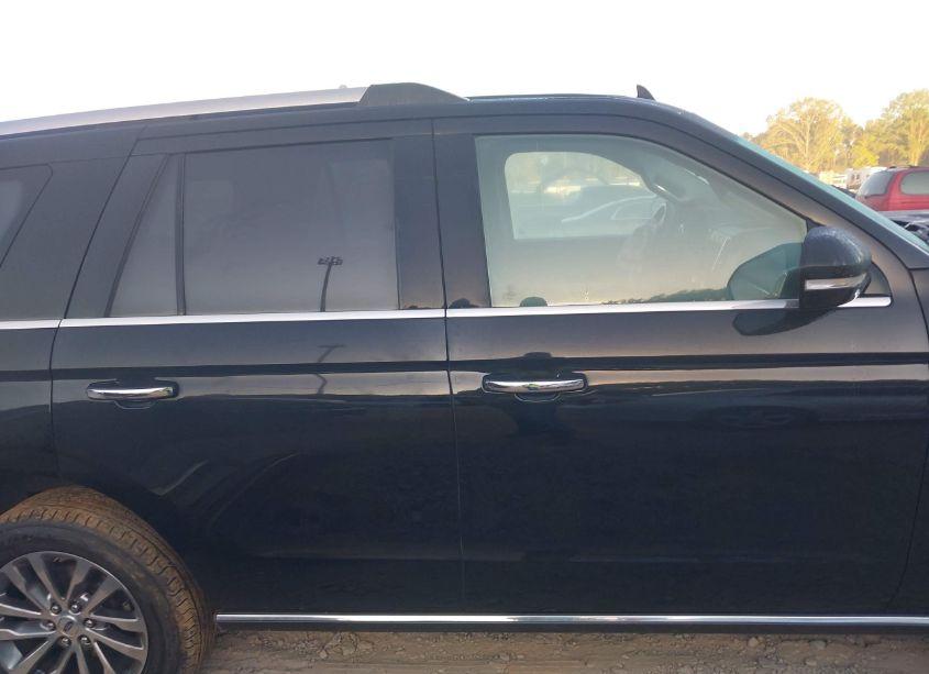 Photo 13 of 2018 Ford Expedition LIMITED (VIN 1FMJU1KT4JEA47473)