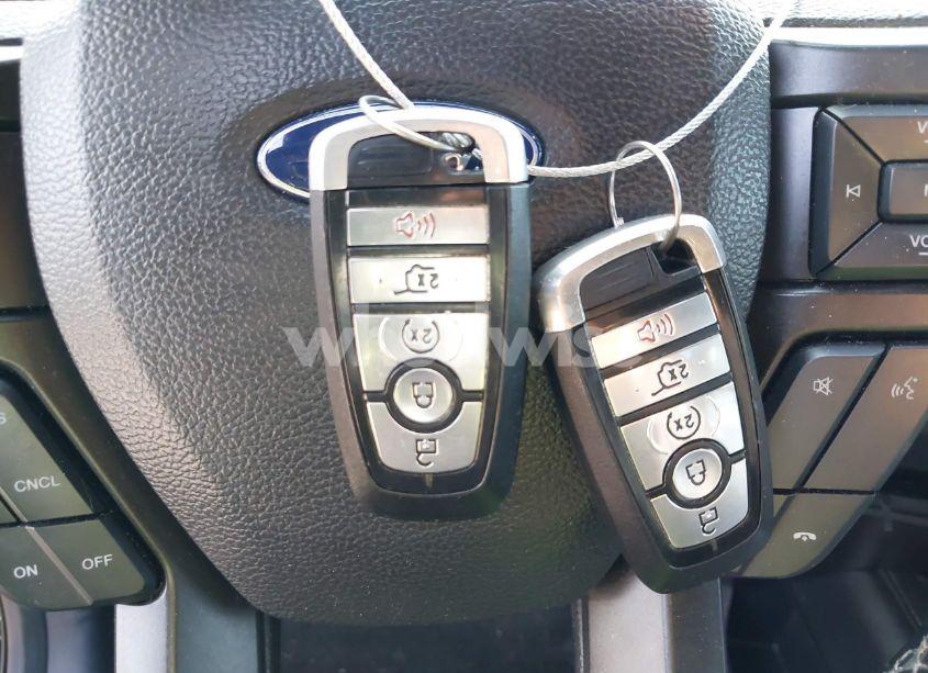 Photo 11 of 2018 Ford Expedition LIMITED (VIN 1FMJU1KT4JEA47697)