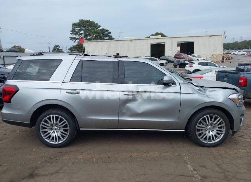 Photo 13 of 2022 Ford Expedition LIMITED (VIN 1FMJU1KT4NEA05973)