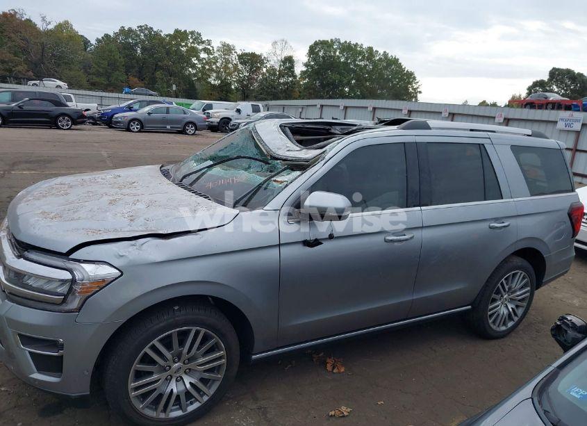 Photo 14 of 2022 Ford Expedition LIMITED (VIN 1FMJU1KT4NEA05973)