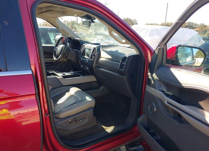 Photo 5 of 2018 Ford Expedition LIMITED (VIN 1FMJU1KT5JEA10125)
