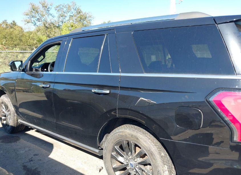 Photo 14 of 2018 Ford Expedition LIMITED (VIN 1FMJU1KT5JEA25157)