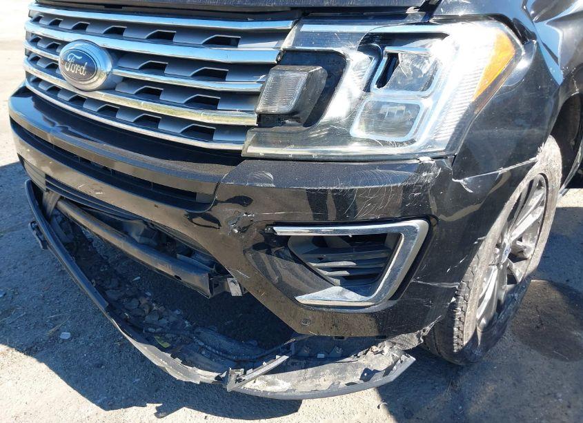 Photo 6 of 2018 Ford Expedition LIMITED (VIN 1FMJU1KT5JEA25157)