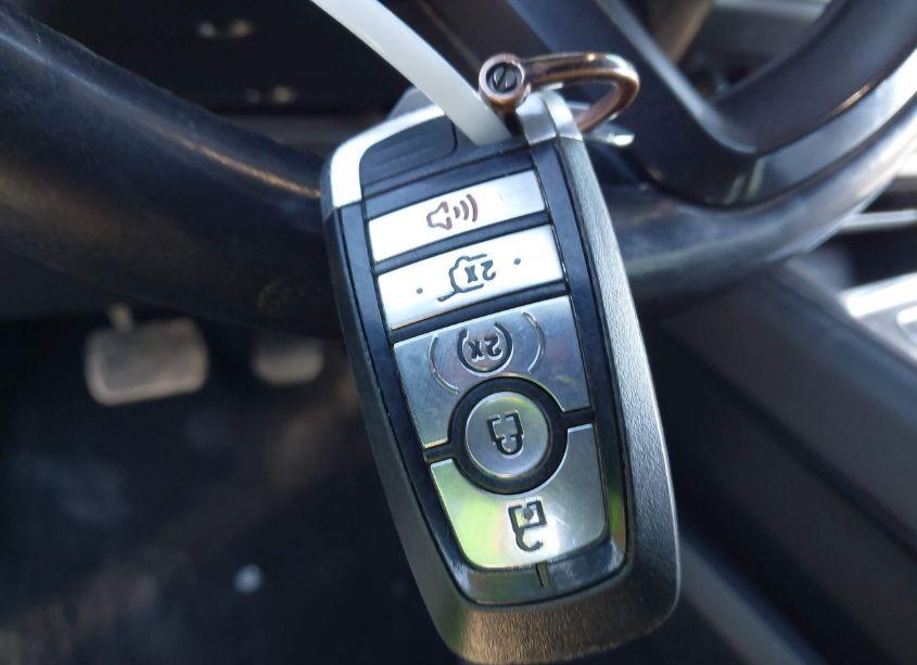 Photo 11 of 2019 Ford Expedition LIMITED (VIN 1FMJU1KT5KEA76451)