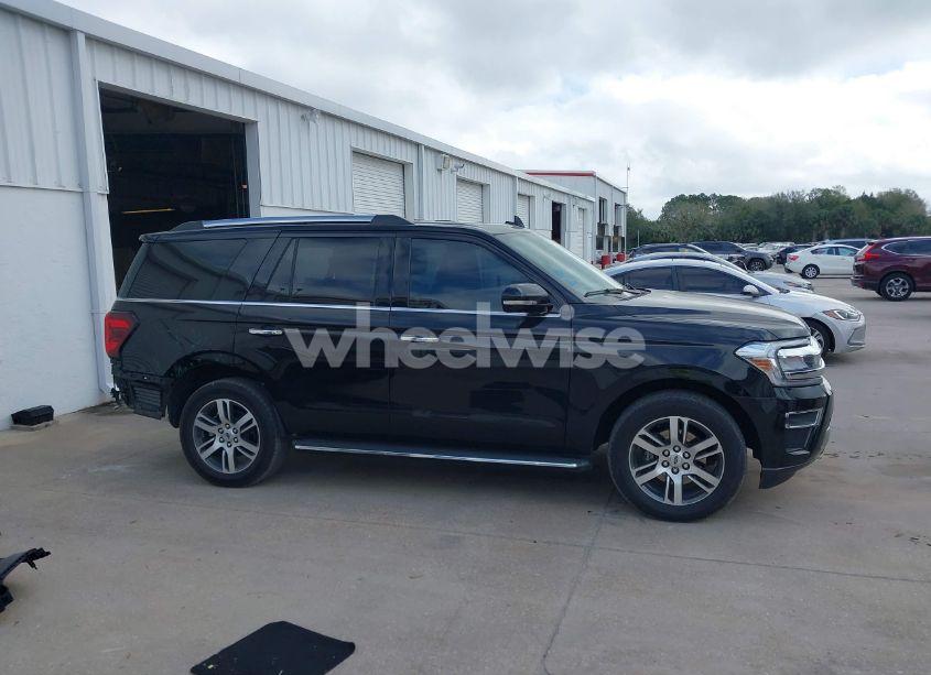 Photo 14 of 2022 Ford Expedition LIMITED (VIN 1FMJU1KT5NEA67706)