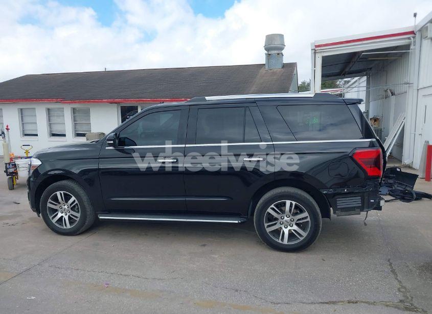 Photo 15 of 2022 Ford Expedition LIMITED (VIN 1FMJU1KT5NEA67706)