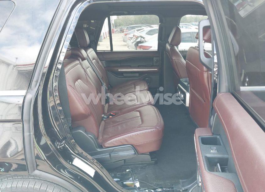 Photo 8 of 2022 Ford Expedition LIMITED (VIN 1FMJU1KT5NEA67706)