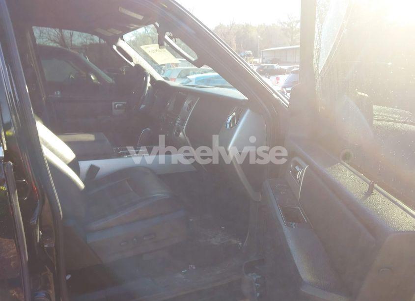 Photo 5 of 2016 Ford Expedition LIMITED (VIN 1FMJU1KT6GEF07550)