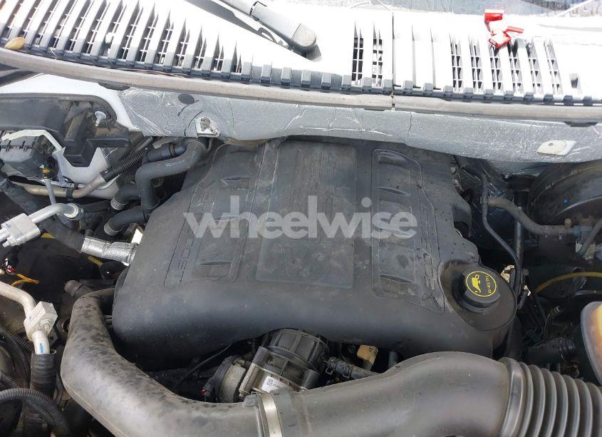 Photo 10 of 2016 Ford Expedition LIMITED (VIN 1FMJU1KT6GEF38426)