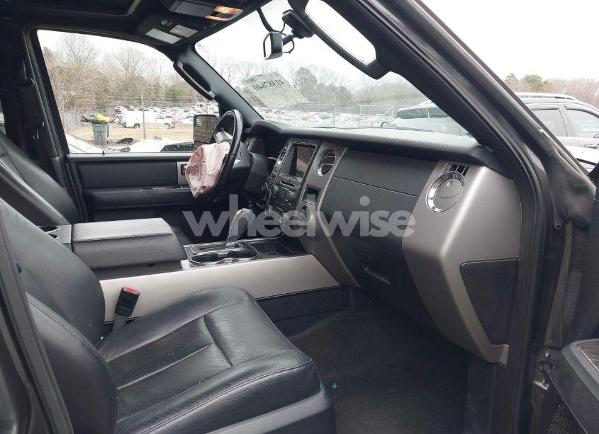 Photo 5 of 2017 Ford Expedition LIMITED (VIN 1FMJU1KT6HEA08832)