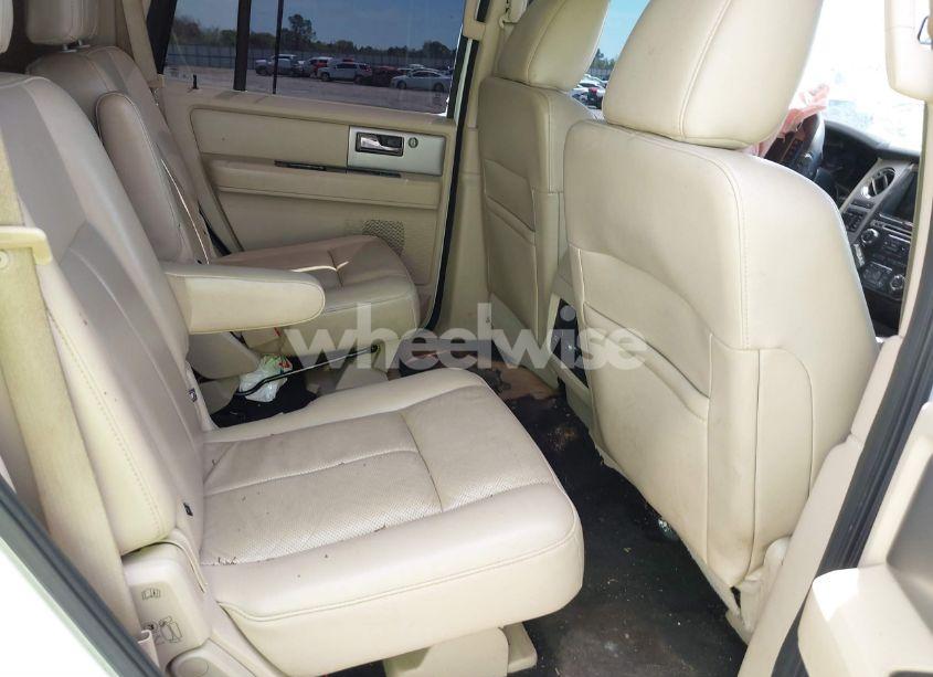 Photo 8 of 2017 Ford Expedition LIMITED (VIN 1FMJU1KT6HEA26389)