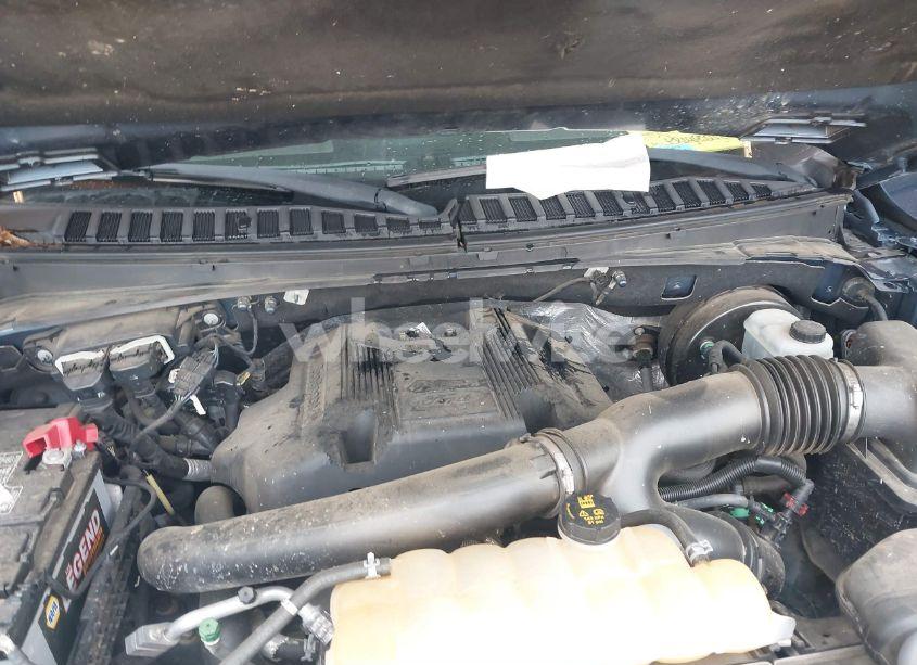 Photo 10 of 2018 Ford Expedition LIMITED (VIN 1FMJU1KT6JEA13227)