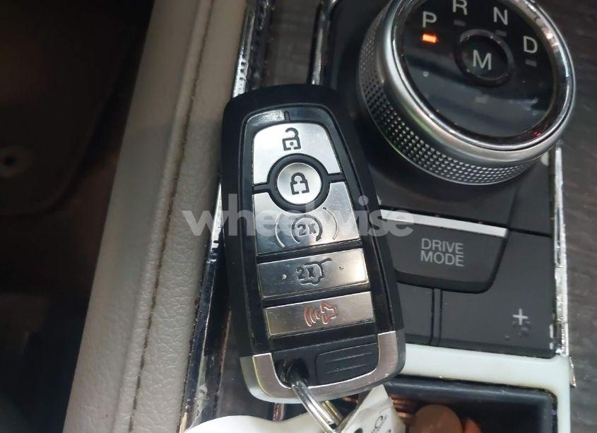 Photo 11 of 2018 Ford Expedition LIMITED (VIN 1FMJU1KT6JEA13227)