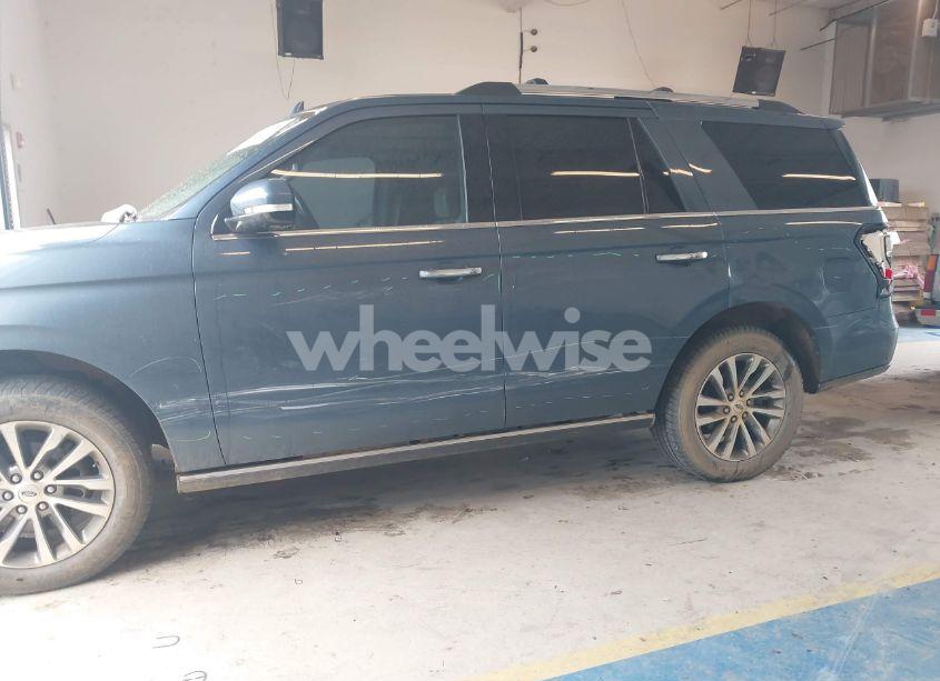 Photo 6 of 2018 Ford Expedition LIMITED (VIN 1FMJU1KT6JEA13227)