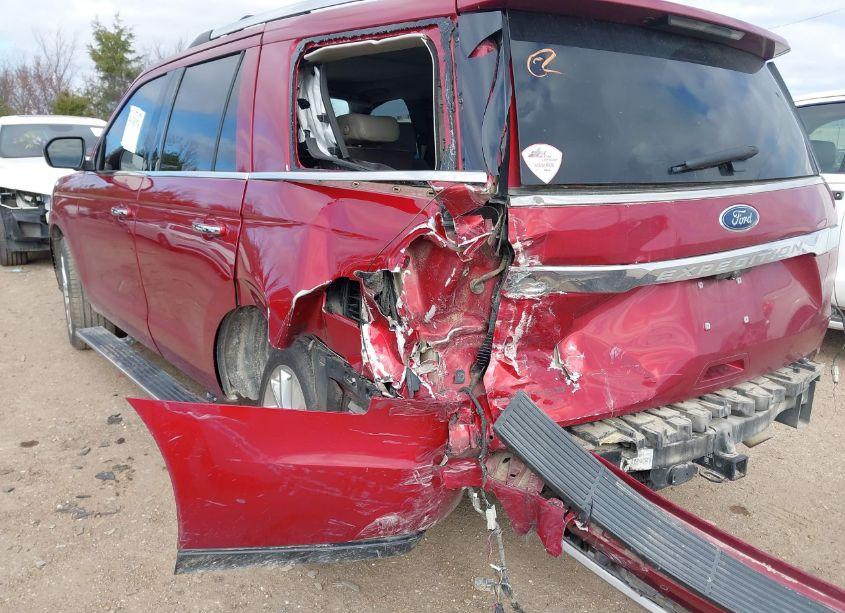 Photo 3 of 2018 Ford Expedition LIMITED (VIN 1FMJU1KT7JEA18887)