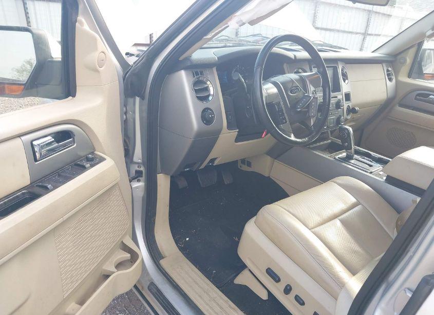 Photo 18 of 2016 Ford Expedition LIMITED (VIN 1FMJU1KT8GEF24091)