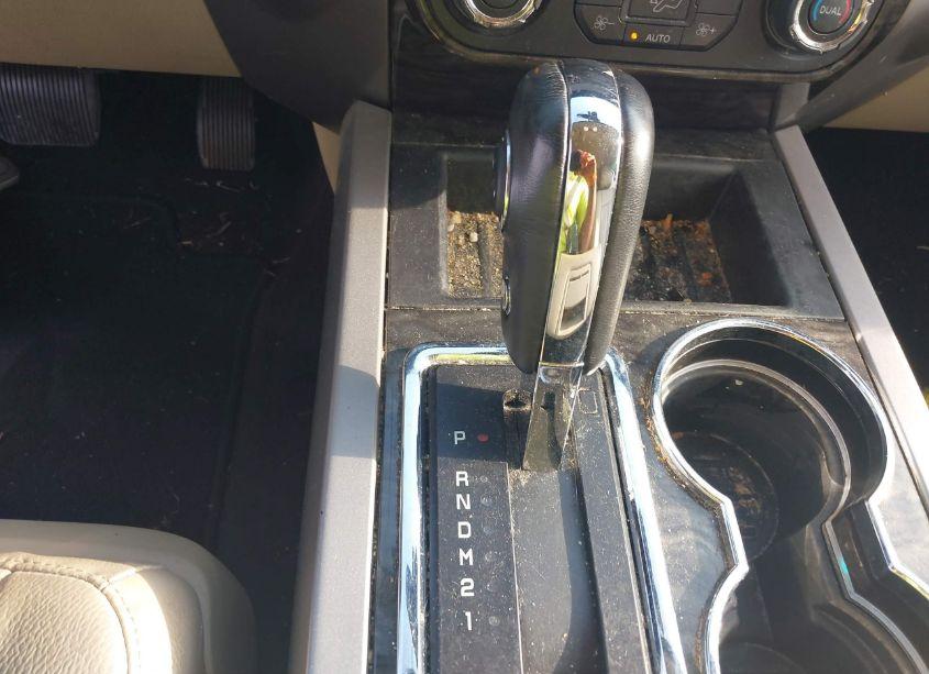 Photo 22 of 2016 Ford Expedition LIMITED (VIN 1FMJU1KT8GEF24091)