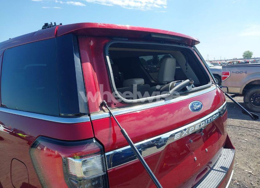 Photo 6 of 2019 Ford Expedition LIMITED (VIN 1FMJU1KT8KEA66240)
