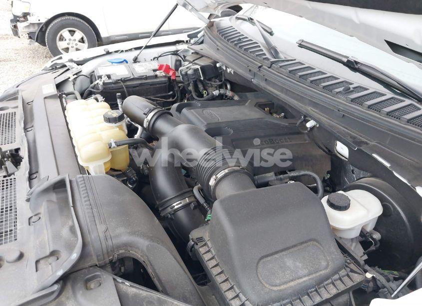 Photo 10 of 2020 Ford Expedition LIMITED (VIN 1FMJU1KT8LEB01943)