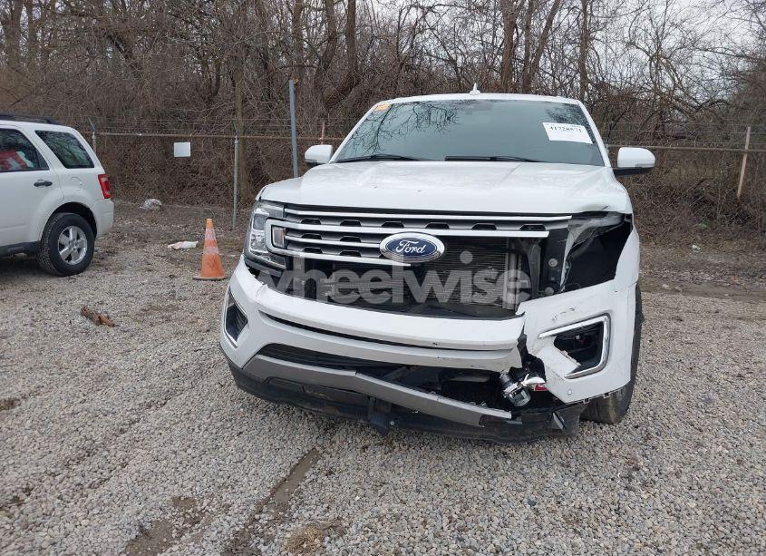 Photo 12 of 2020 Ford Expedition LIMITED (VIN 1FMJU1KT8LEB01943)