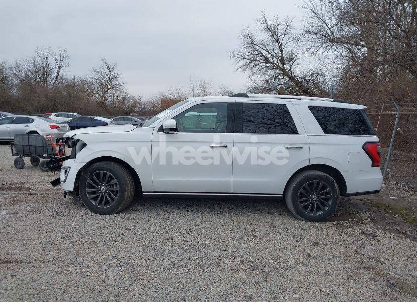 Photo 14 of 2020 Ford Expedition LIMITED (VIN 1FMJU1KT8LEB01943)