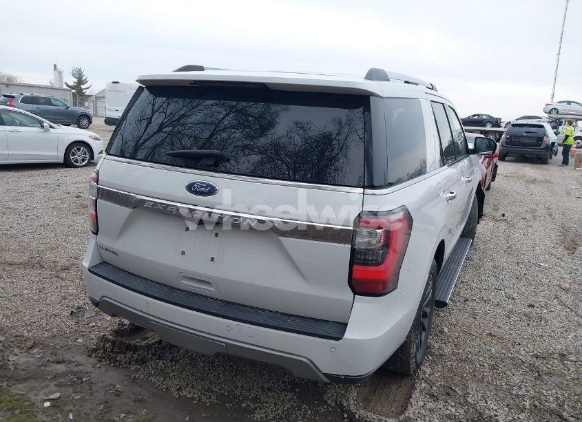 Photo 16 of 2020 Ford Expedition LIMITED (VIN 1FMJU1KT8LEB01943)