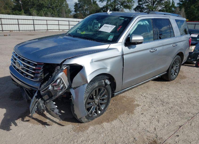 Photo 2 of 2021 Ford Expedition LIMITED (VIN 1FMJU1KT8MEA66001)