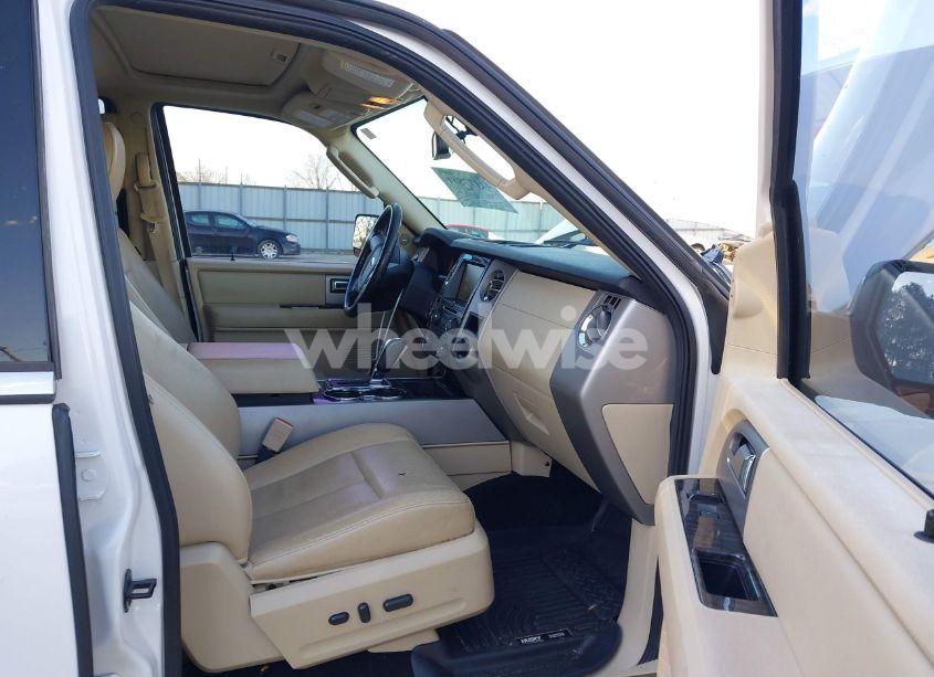 Photo 5 of 2015 Ford Expedition LIMITED (VIN 1FMJU1KT9FEF09520)